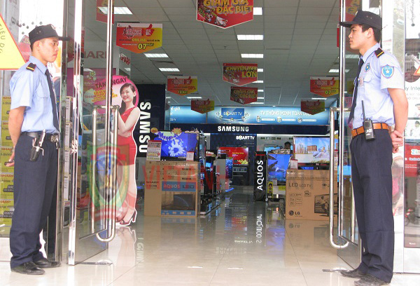 Báo Giá Dịch Vụ Bảo Vệ Siêu Thị 2024