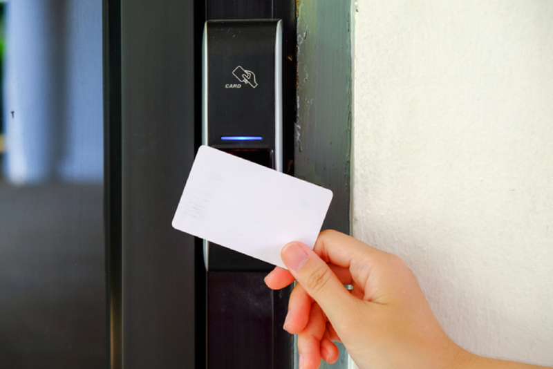 Khóa điện Tử Thẻ Từ